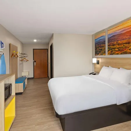 Days Inn By Wyndham Glasgow-2