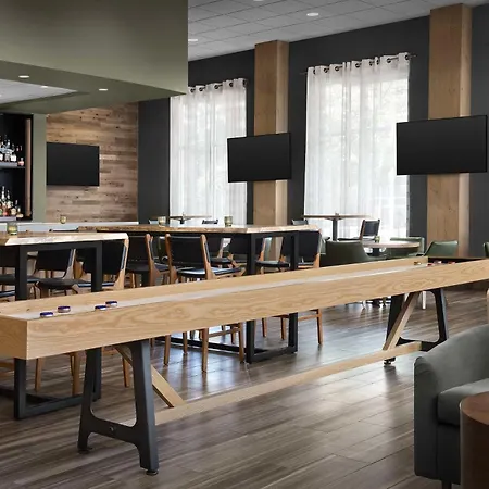 Embassy Suites By Hilton Portland Hillsboro, Oregon-3