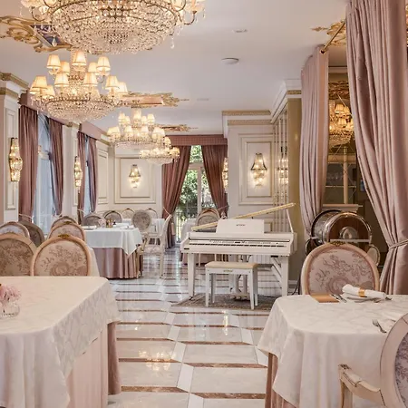Hotel Colline De France-2