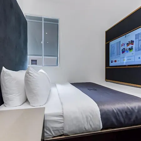 The Z Hotel Trafalgar-3