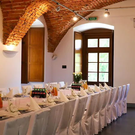 Hotel Zamek Lubliniec-3