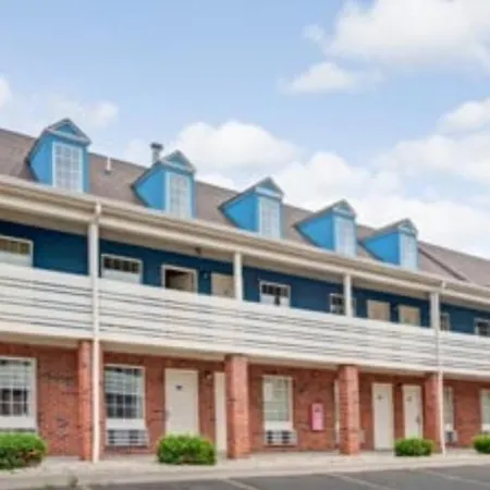 Travelodge By Wyndham Canton-Livonia Area, Mi-2