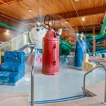 Polynesian Hotel & Suites-2