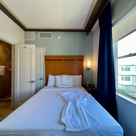 Majestic Hotel South Beach-2