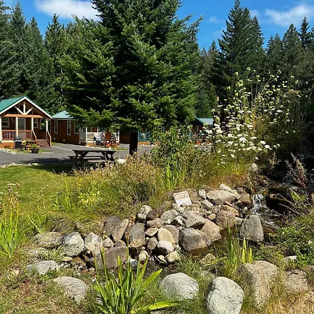 Packwood Lodge & Cabins-3
