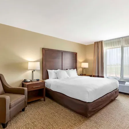 Comfort Inn & Suites Grinnell Near I-80-3