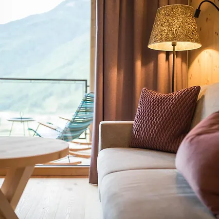 Tonzhaus Hotel-3