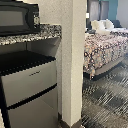Days Inn By Wyndham Alva-2