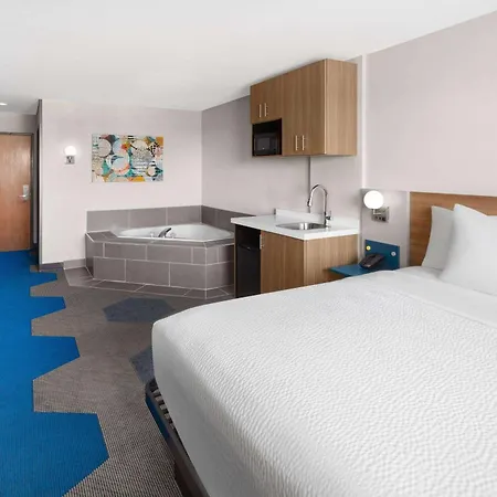 Microtel Inn & Suites By Wyndham Rapid City-3