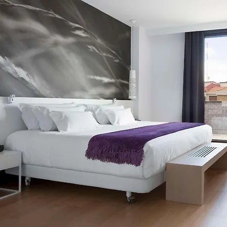 NH Collection Villa de Bilbao-3
