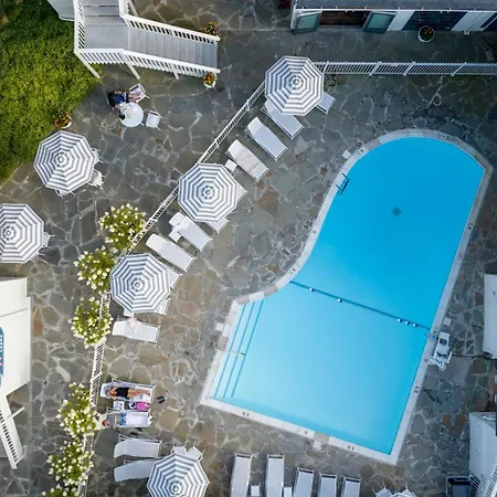 A Wave Inn - Montauk-3