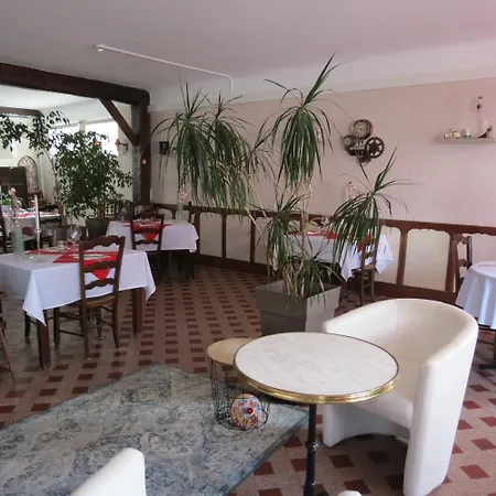 Hotel Au Petit Béarn-3