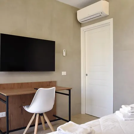 La Maison Latina Guest House-2