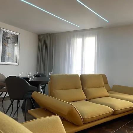 Brit Hotel De Grignan Vichy-3