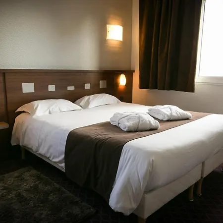 Brit Hotel Rennes Le Castel-3