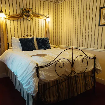 Julian Gold Rush Hotel-2