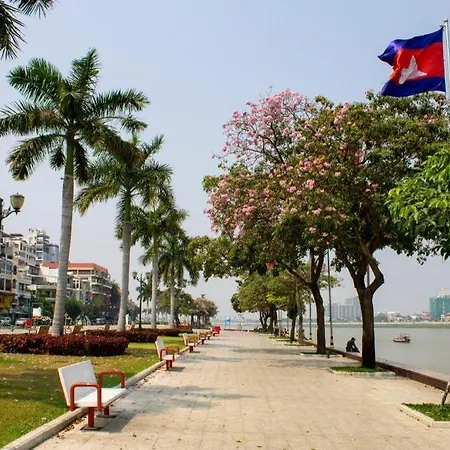 Hotel Zing Phnom Penh-3