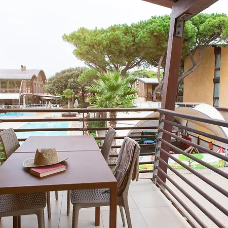 Canado Family Hotel-3