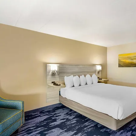 Best Western Plus Beckley Inn-3