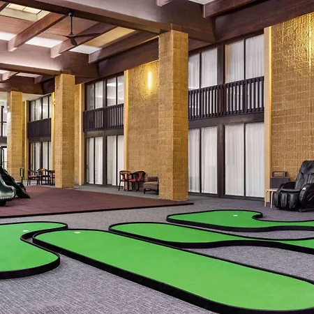Ramada By Wyndham Alpena-2