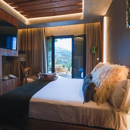 The Mountains Hotel-3