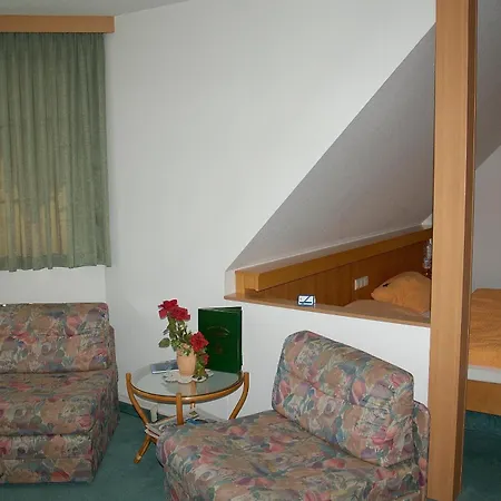 Hotel&Restaurant Zur Weintraube-2