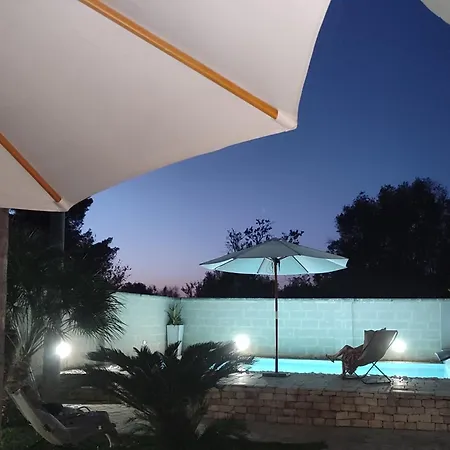 Villa con piscina Aria di sole-2