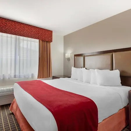 Best Western Plus Eagleridge Inn & Suites-2