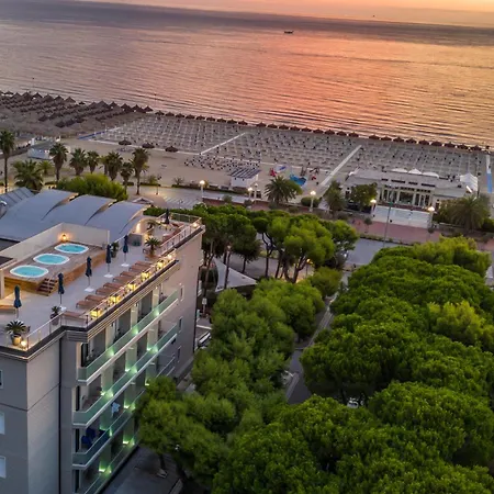 Hotel Cristallo-3