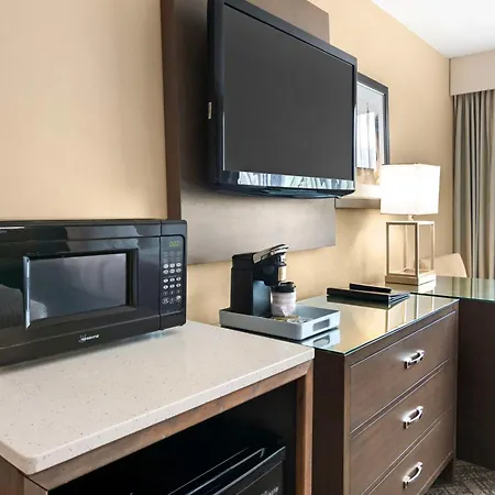 Best Western Plus Kansas City Sports Complex Hotel-2