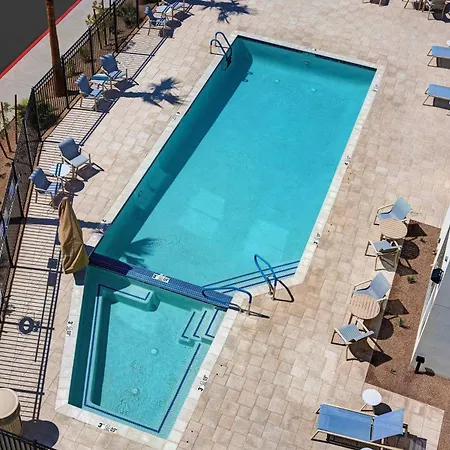 Towneplace Suites By Marriott Phoenix Glendale Sports & Entertainment District-2