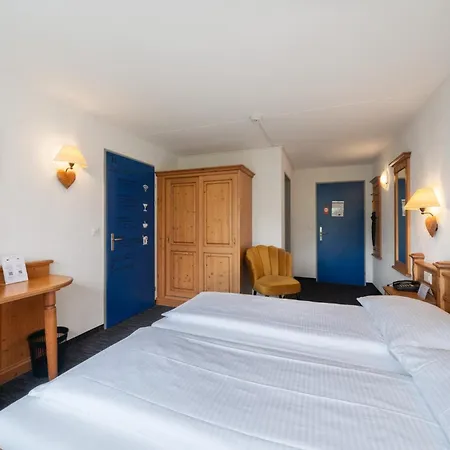 Jungfrau Lodge, Annex Crystal-2