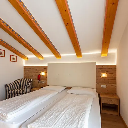 Hotel Cristallo-2