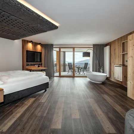 Hotel Edelweiss-2