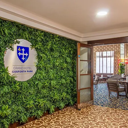 Grand Hotel Gosforth Park-3