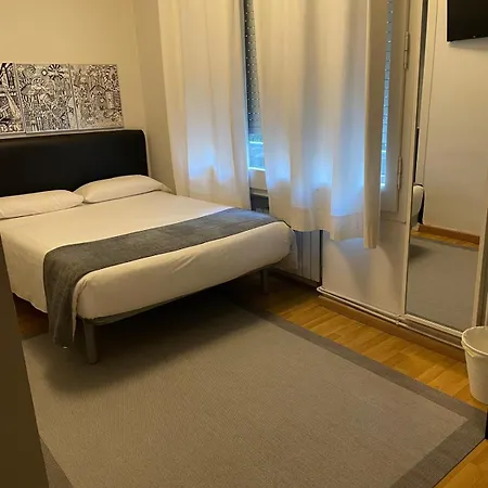 Hostal El Ninot-2
