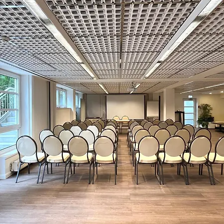 Senscity Hotel Berlin Spandau-3