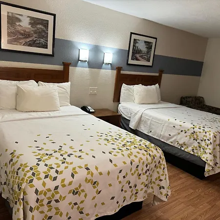 Americas Best Value Inn Marshall-3