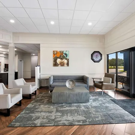 Quality Inn & Suites Fayetteville I-95-3