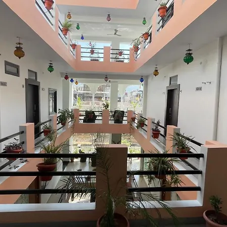 Hotel Rising Star-2