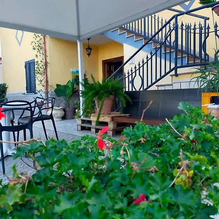 Garden Inn-2
