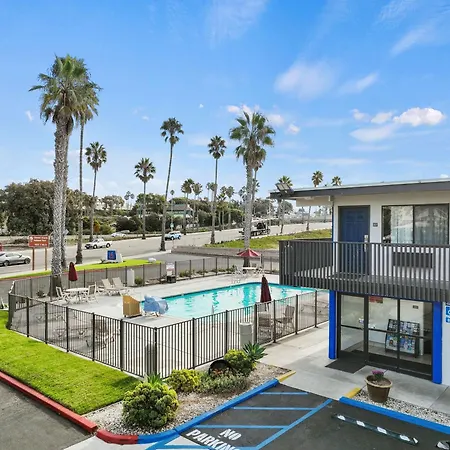Motel 6-Ventura, Ca - Beach-3