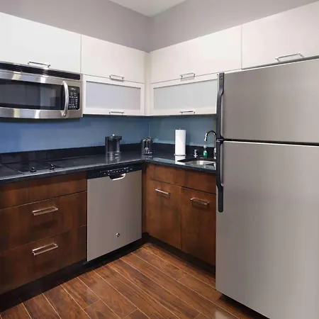 Homewood Suites- Denver Downtown Convention Center-3