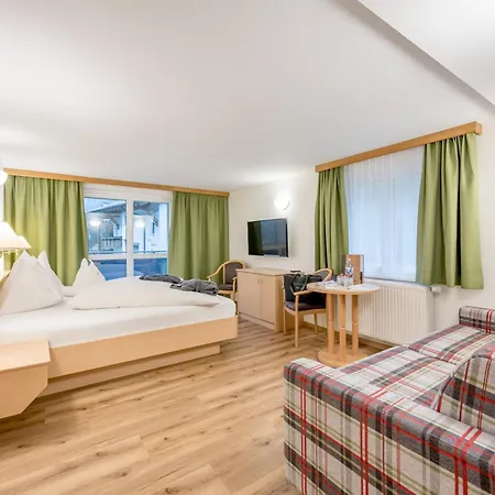 Alpenhotel Zimba-3