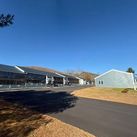 Travelodge By Wyndham Lincoln Near White Mountain-2
