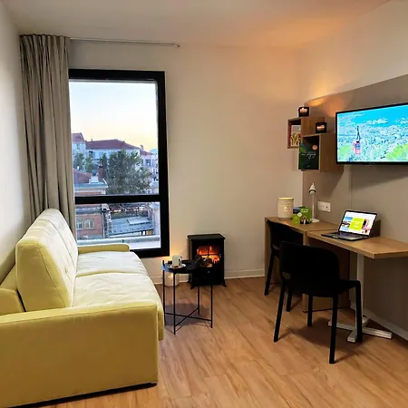 Apparthotel Privilodges Toulon Centre Gare-2
