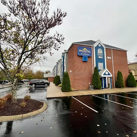 Microtel Inn Georgetown - Lexington North-3