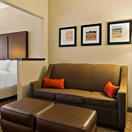 Comfort Suites-2