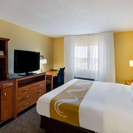 Quality Inn & Suites Bozeman-2