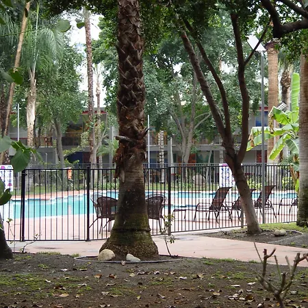 Hiltop Hotel-2